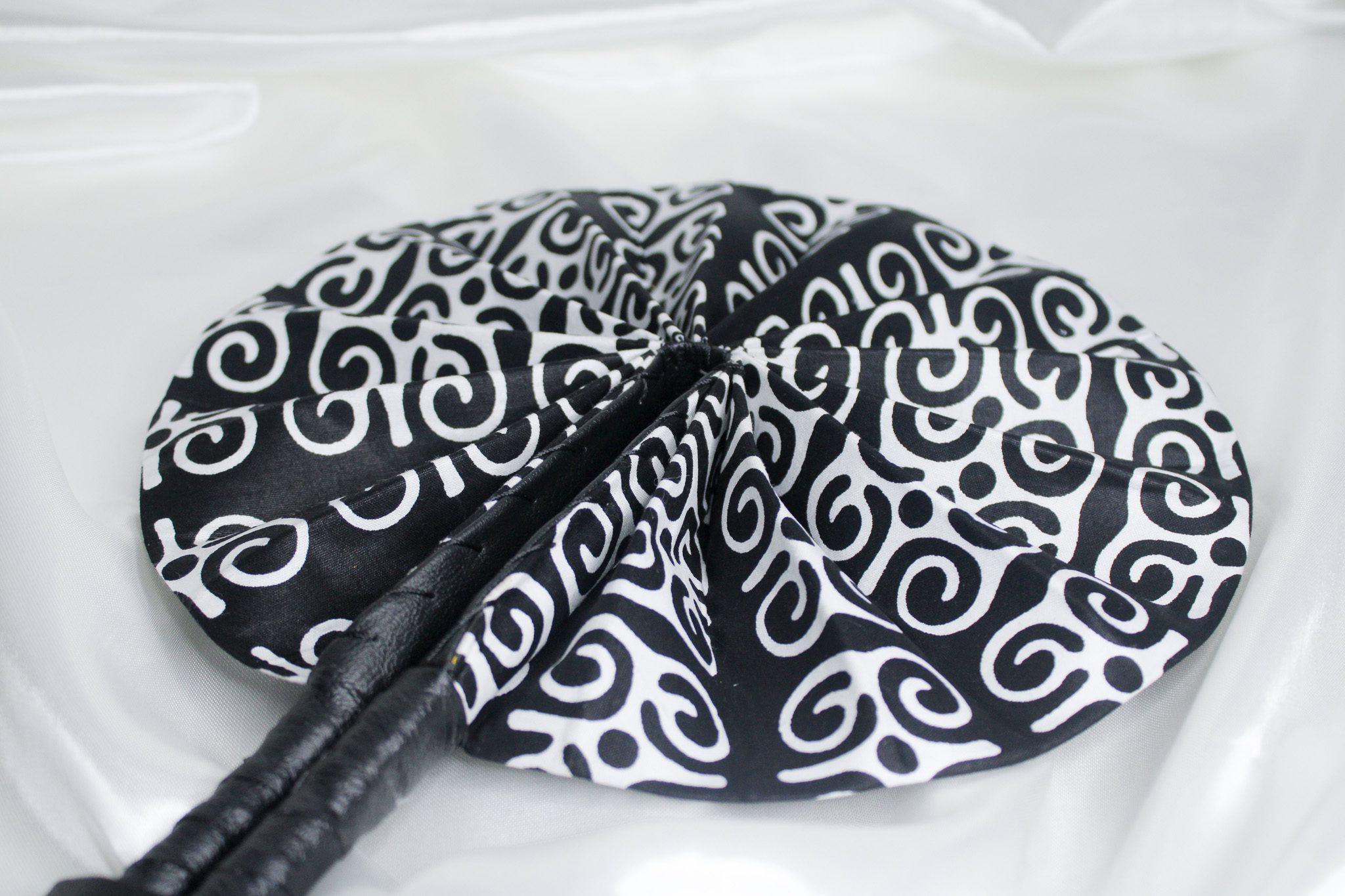 African Ankara Print Handheld Folding Fan - Black Swirl