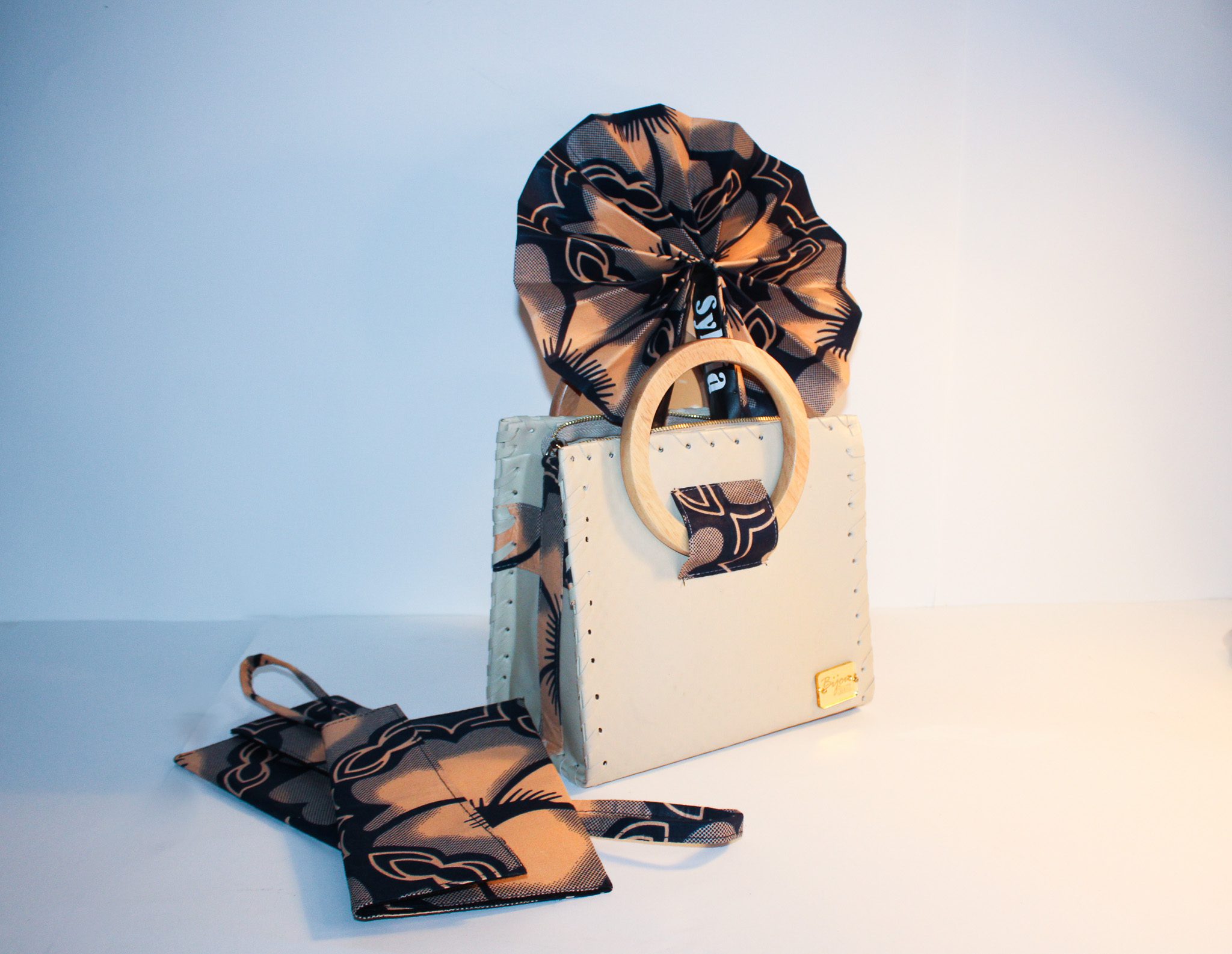 Beige Vegan Leather & Ankara Handbag – w/ Fan & Wallet