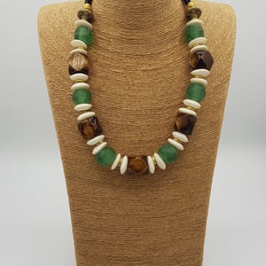 Mabaya Green Handmade Necklace