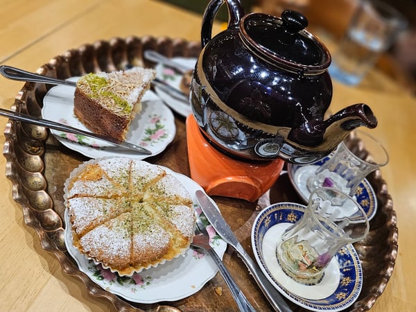 Cafe Toranj
