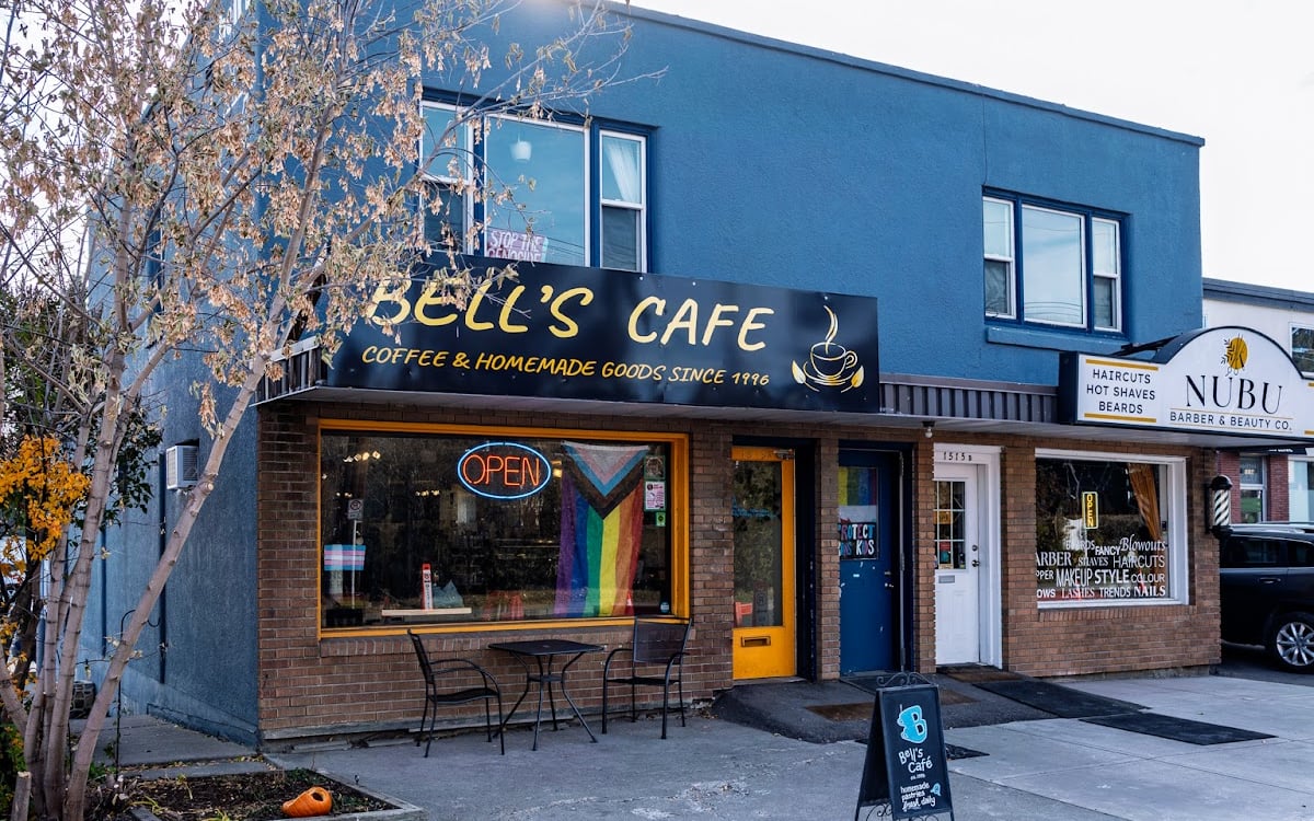 Bell's Bookstore & Café