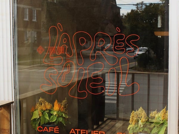 Cafe Apres-Soleil