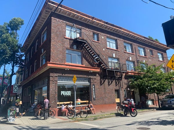 Prado Cafe