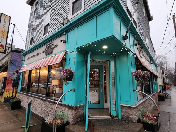 Dilly Dally Coffee Cafe