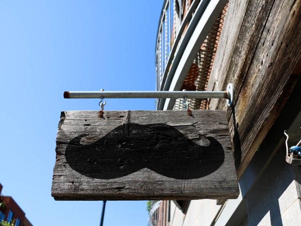 Moustache Café