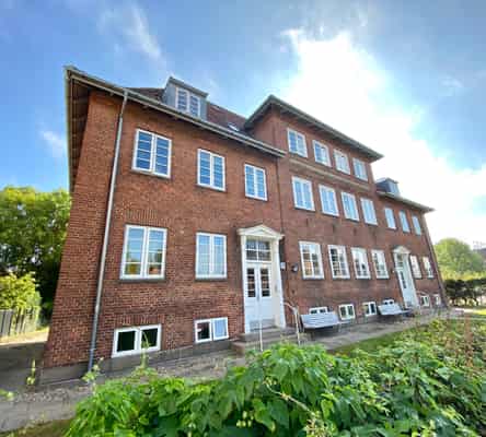 apartment Lys 2-værelses lejlighed med altan i Nyborg