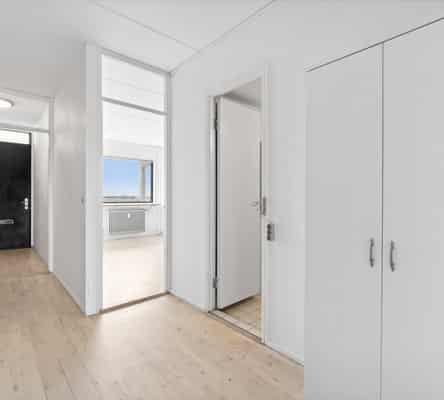 apartment Lys 2-værelses på 4. sal ved Agerskovvej, Rødovre