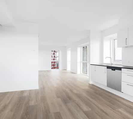 apartment Bright newly constructed 2-room penthouse of 94 m²