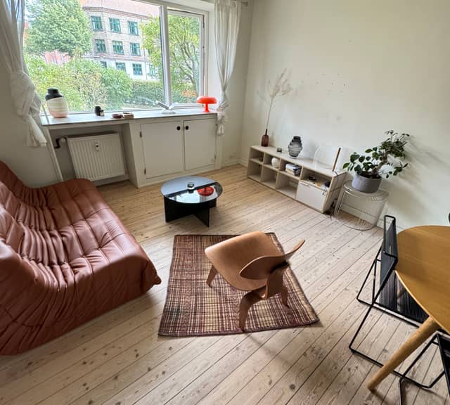 apartment Udlejes: Smuk 2-værelses lejlighed fuldt møbleret ved Amager Bro Metro

🏠 Adresse: Reberbanegade 53