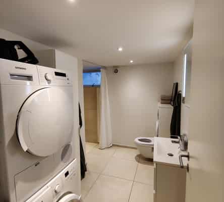 apartment Bright and well-maintained 3-room apartment close to the city center