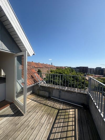 Flot 2-værelses lejlighed med terrasse og havneudsigt - Kongensgade, Fredericia - 2