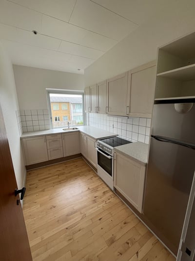 Bright 3-Room Apartment with South-Facing Living Room - Sydgaden, Herning - 1