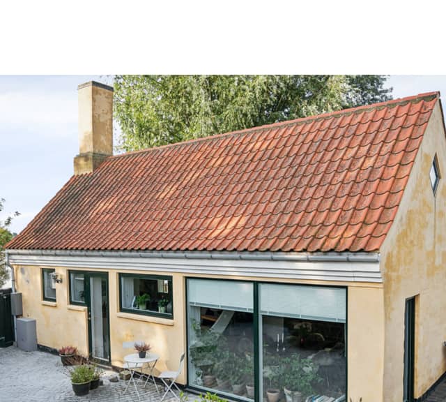 house Hus ved søen