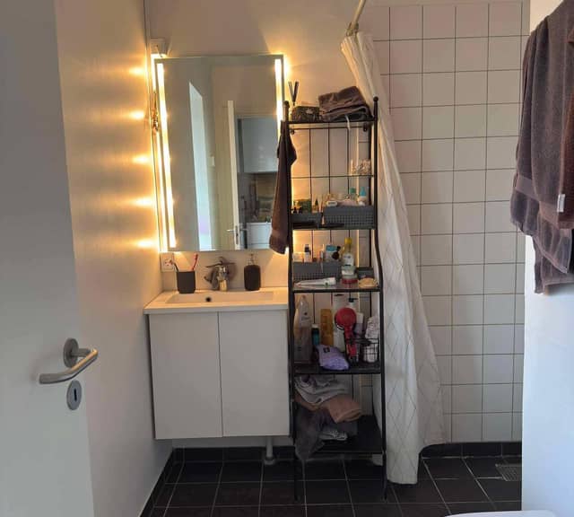 room Really nice and furnished room for rent ! Close to VIA Campus available from the 1st of February 🏡