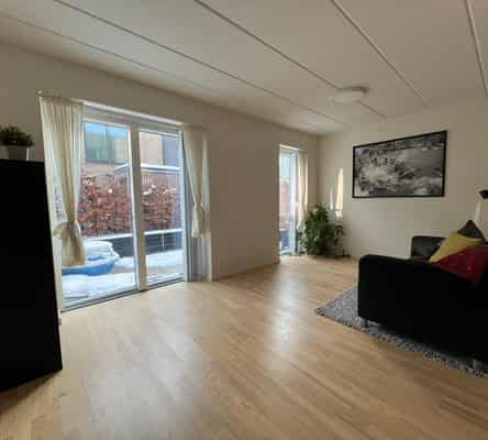 apartment 4 værelses rækkehus på 102 m²