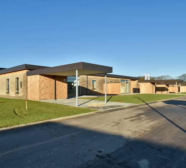 townhouse Moderne dobbelthuse i naturskønne omgivelser