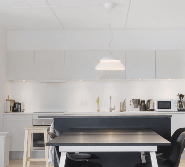 apartment 3 værelses lejlighed på 108 m² Tæt på Fields og Metro