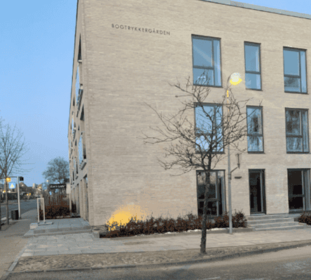 apartment Lys 3-værelses lejlighed med egen afskærmet terrasse