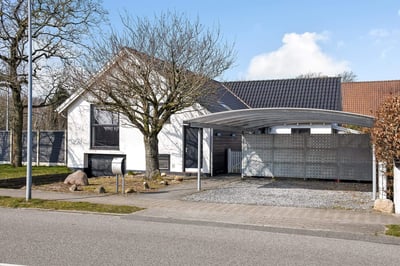 Nyistandsat villa tæt på strand og natursø, 159+70 m² - Hjertingvej, Esbjerg - 1