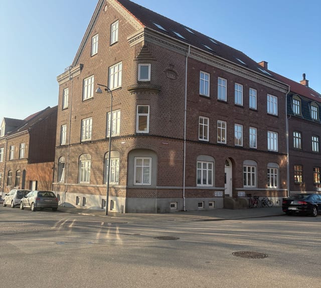 apartment Flot 2-værelses lejlighed med terrasse og havneudsigt