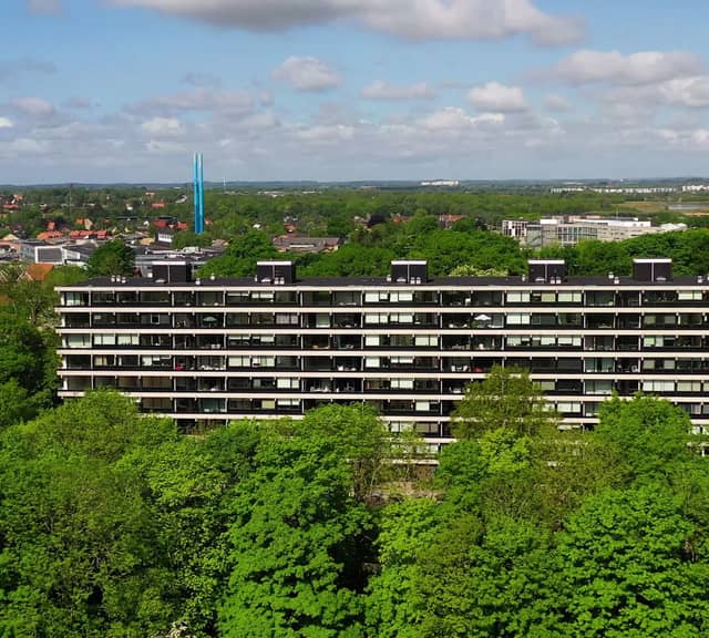apartment 2-værelses lejlighed med stor altan i grønne omgivelser