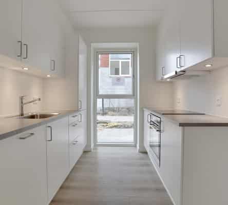 townhouse 4-værelses rækkehus med privat terrasse i Hillerød