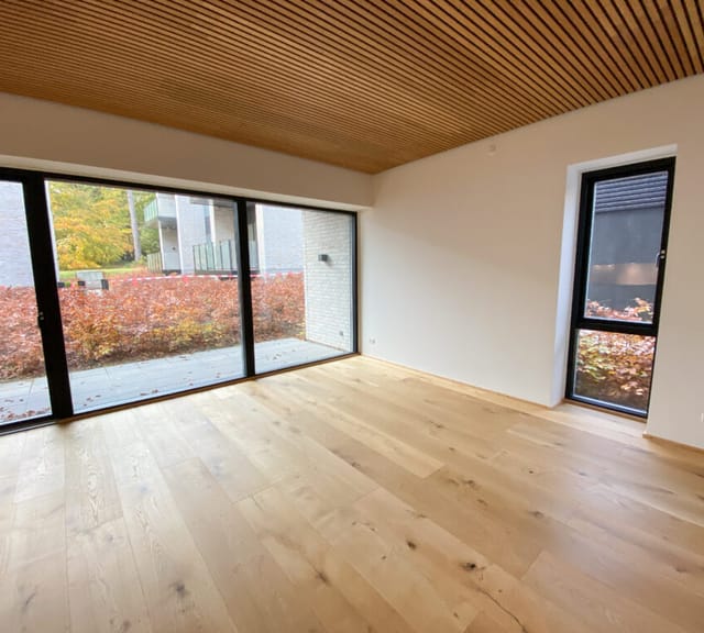 apartment Lys 2-værelses med naturudsigt og altan