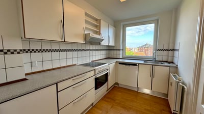 Lys 3-værelses lejlighed med klassisk charme - Reventlowsvej, Odense C - 1
