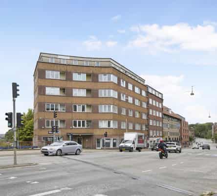 apartment Lys lejlighed tæt på parker og byliv i Aalborg