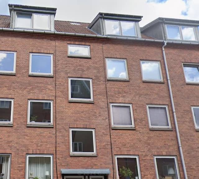 apartment 2 room apartment fully renovated in Aalborg 63m2