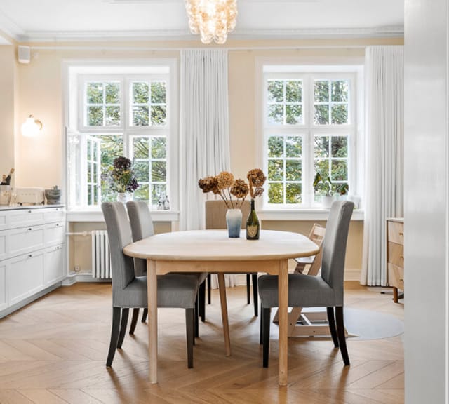 apartment Renovated Classic Apartment in a Popular Neighborhood Close to Metro and Green Spaces