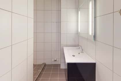 Bright three-room apartment in central Aalborg – photo 10