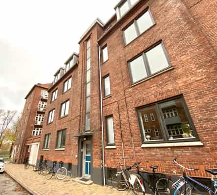 apartment Lys 3-værelses lejlighed med stor altan i Odense C