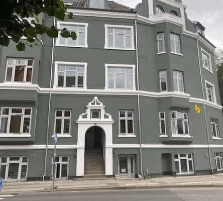apartment Nyrenoveret 4-værelses lejlighed tæt på by og natur