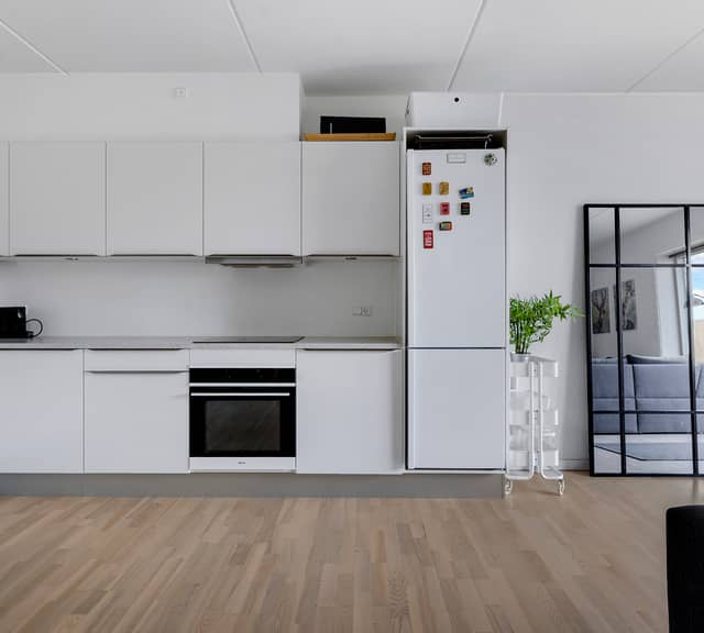 apartment Lys 4-værelses lejlighed med terrasse