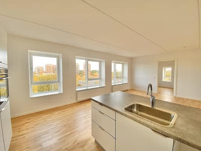 Title: Bright and Modern 3-Room Apartment in Aalborg - Kollegievej, Aalborg - 1