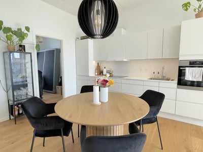 Top-floor apartment with sunny south-facing balcony and park view - Stigsborg Parkvej, Nørresundby - 4