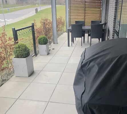 apartment Lys, moderne lejlighed med terrasse i Gistrup