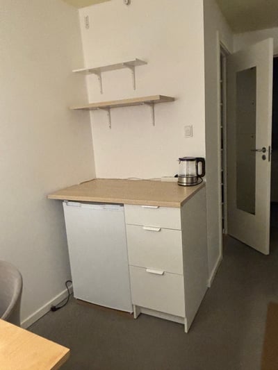 Værelse med egen indgang - Spontinisvej, København SV - 2
