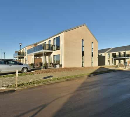 apartment Nyopført, lys lejlighed centralt i Lind