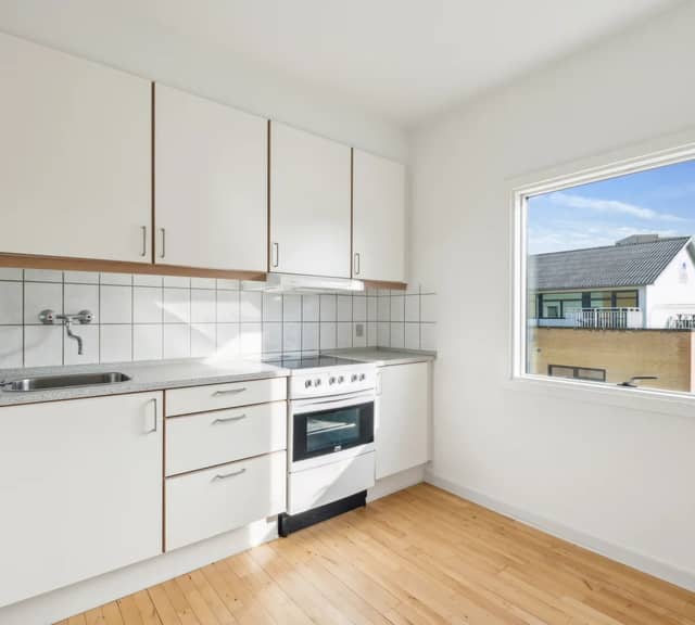 apartment Delevenlig lejlighed med skøn altan