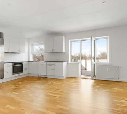 apartment Lækker lejlighed med 4 værelser