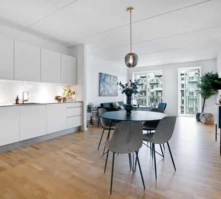apartment Lys og rummelig 4-værelses i Søborg