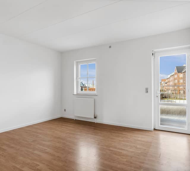apartment Charmerende og moderne bolig med altan