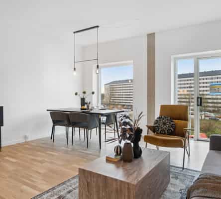 apartment Moderne 3-værelses lejlighed med stor altan på Baltorpvej