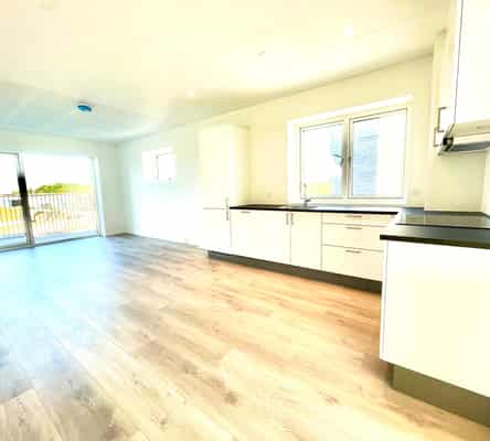 apartment Bright newly built apartment of 85 m² with balcony