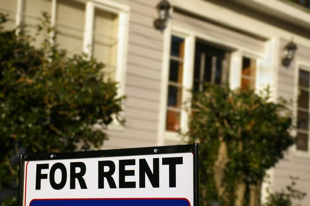 How to decorate a rental property on a budget
