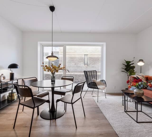 apartment Lys 2-værelses lejlighed med østvendt terrasse