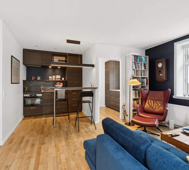 apartment Møbleret lejlighed med terrasse og privat parkering