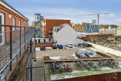 Charmerende og moderne bolig med altan - Tolderlundsvej, Odense C - 1